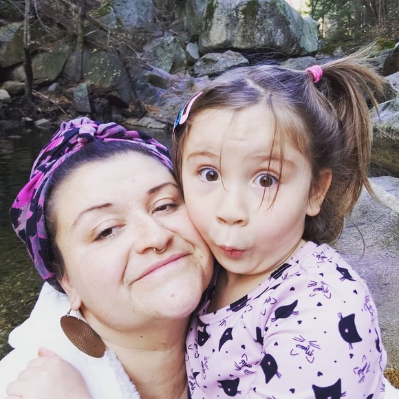 Meet your Posher, Tarah - Picture 1 of 1